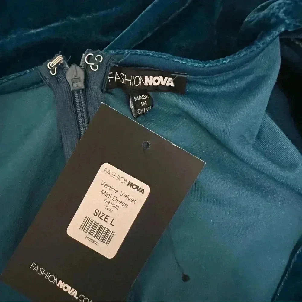 NWT Fashion Nova Teal Velvet Texture Dress - Picture 3 of 7